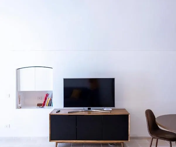 Conte Di Puglia アパート バーリ